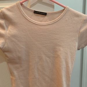Brandy Melville t shirt